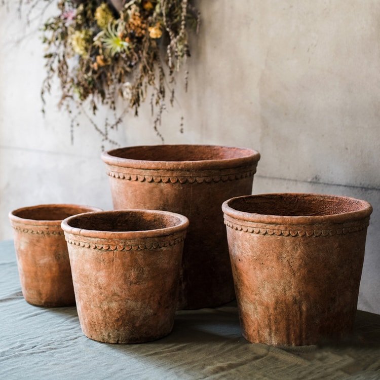 Plant Pots & Planters