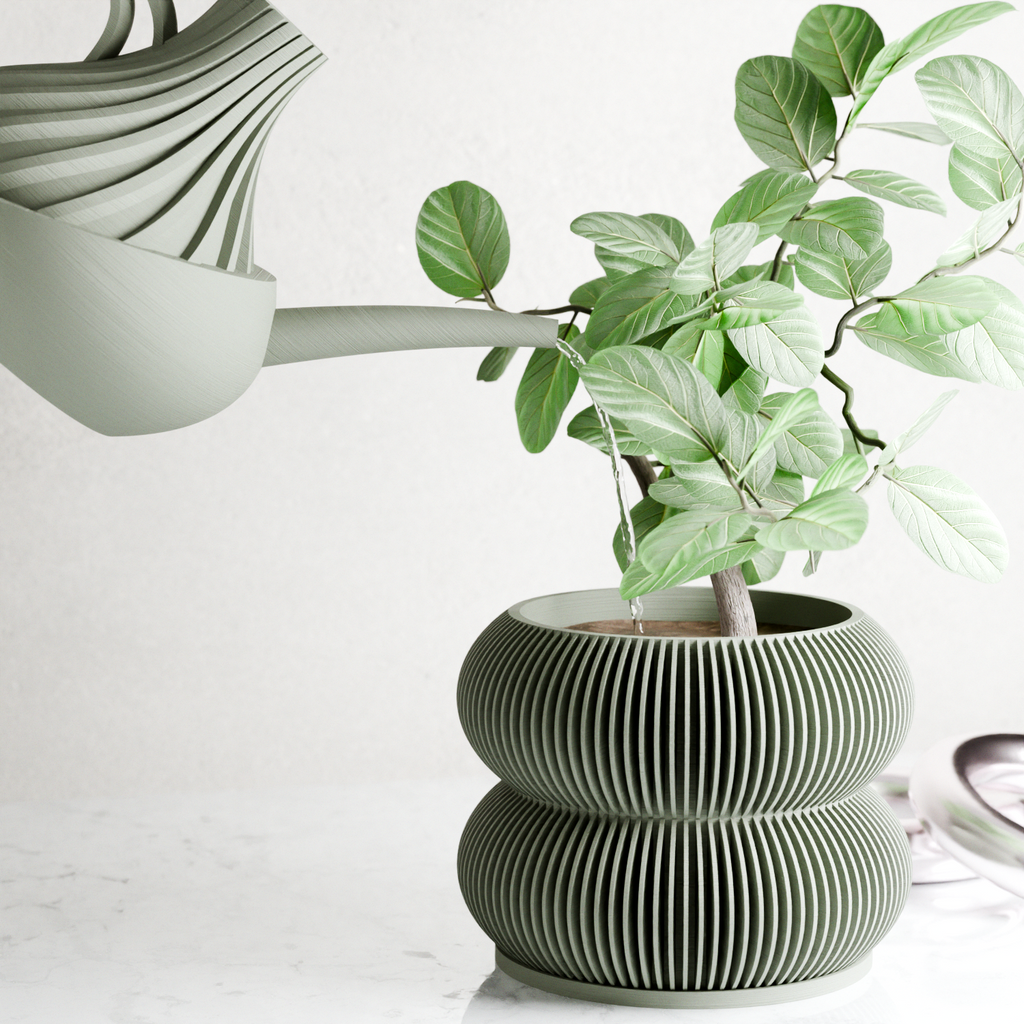 REVOLVE Watering Can-2
